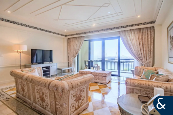 Bedrooms | Branded Residence | Versace 3